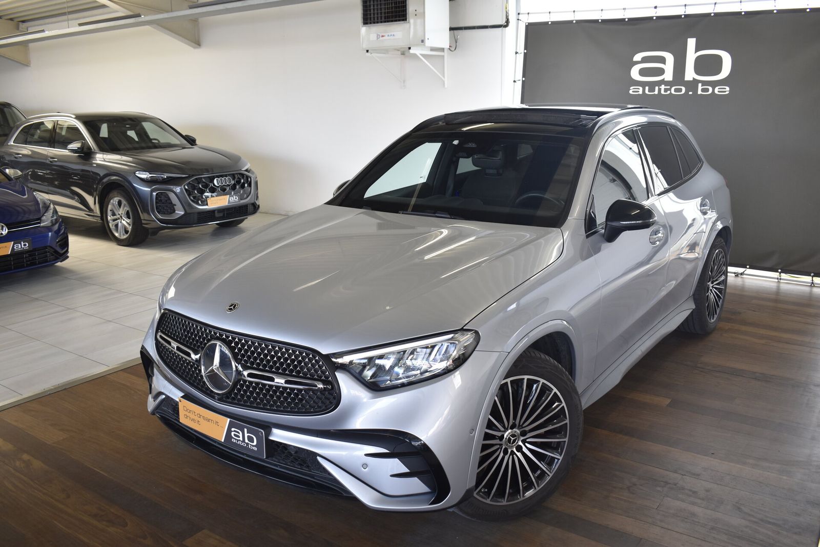 Mercedes-Benz GLC 200 AMG 4MATIC, NIGHT PAKKET, PANO, 360, BUR imagem 2