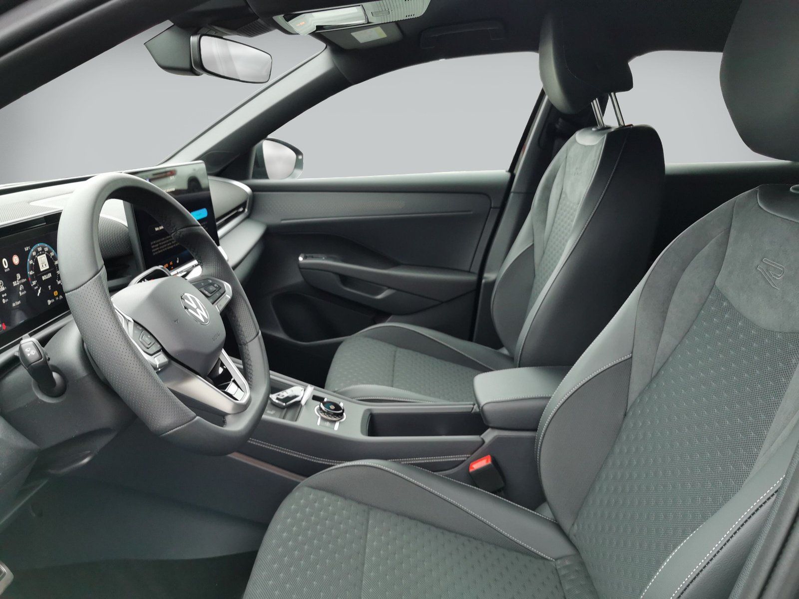 Volkswagen T-Roc - Bild 11