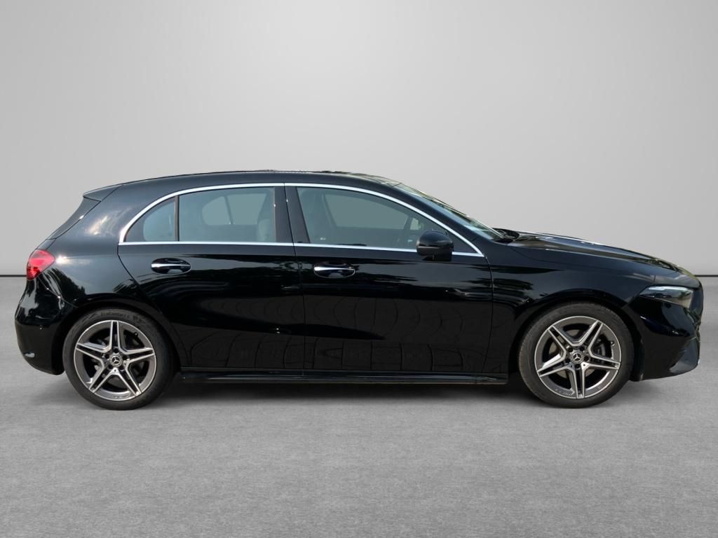 Fahrzeugabbildung Mercedes-Benz A 200 Kompaktlimousine AMG*LED*SpurH*SHZ*PDC*RFK