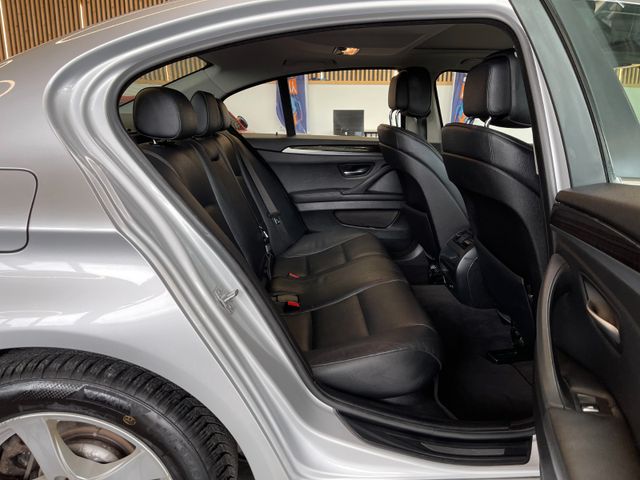 BMW 525d Lim. Aut.*NAVI*PDC*SHZ*STARTSTOP*VOLLLEDER*
