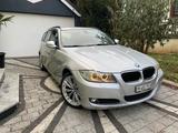 BMW 320xD Touring 2011 Titan-Silber - Top-... - BMW mit Diesel-Antrieb: Ti