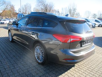 Ford Focus Turnier Titanium X LED + BLIS + NAVI +Wint