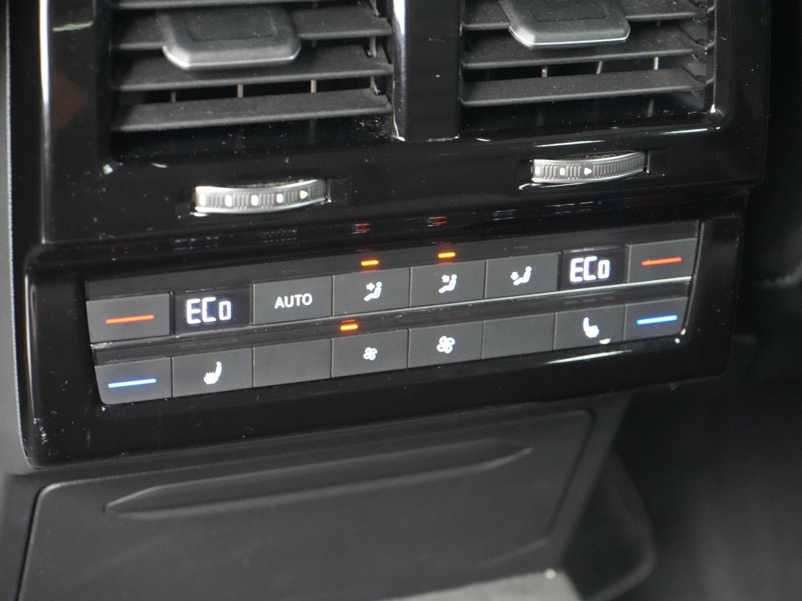 Volkswagen Touareg - Bild 19