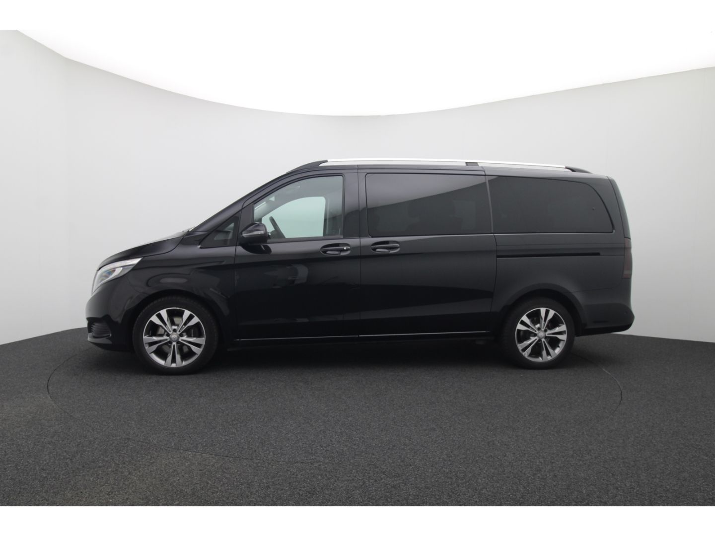 Fahrzeugabbildung Mercedes-Benz V 250 EDITION lang AHK LED Totwinkelassistent 3-