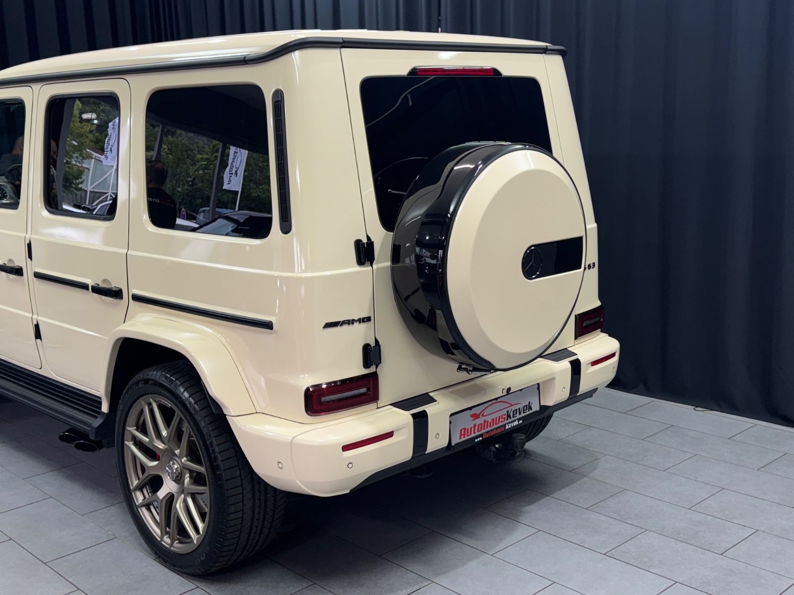 Fahrzeugabbildung Mercedes-Benz G 63 AMG|A22|CARBON|PT3|MASSAGE|KEYLESS|AHK|MY25