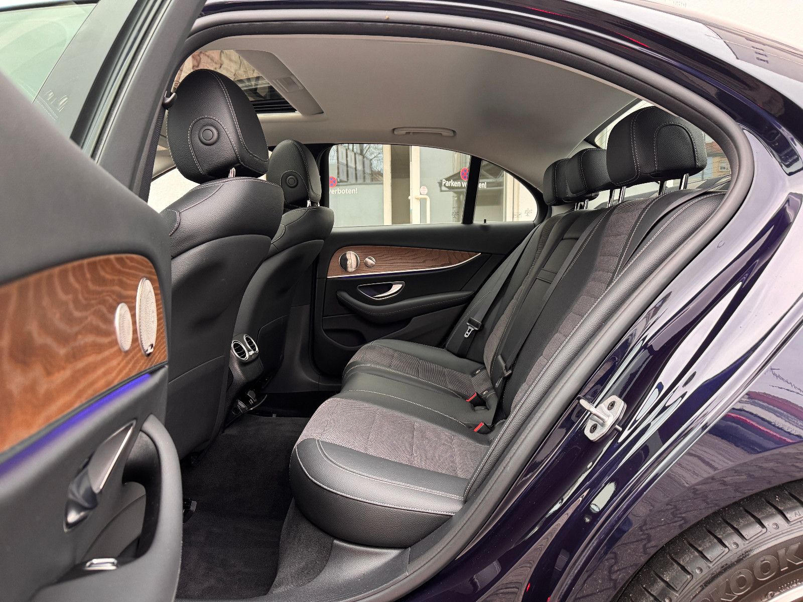 Mercedes-Benz E 220d 9G HUD/GLASDACH/360°/DISTRONIC/BURMESTER foto 16
