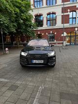 Audi Q5 55 TFSI e S tronic quattro - Luftfederung - Audi Q5 55 TFSI Gebrauchtwagen