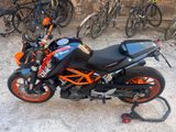 KTM DUKE 390 mit Akrapovice Auspuffanlage  - Angebote entsprechen deinen Suchkriterien