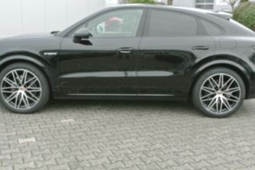Porsche Cayenne - 8