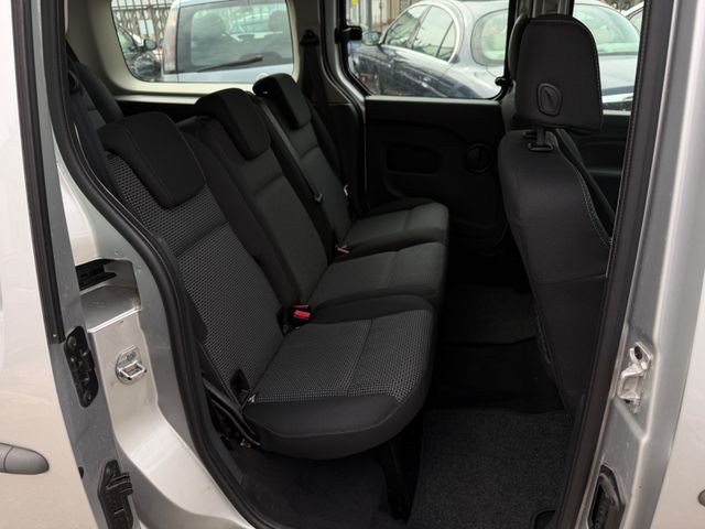 Citan Kombi 111 CDI extralang, 7 Sitze, AHK Bild 10