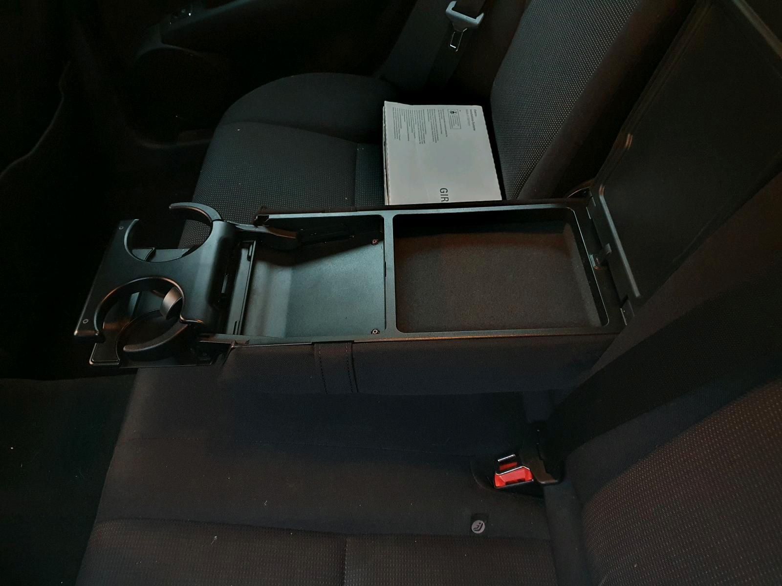 Mercedes-Benz C200 2009 — photo 15