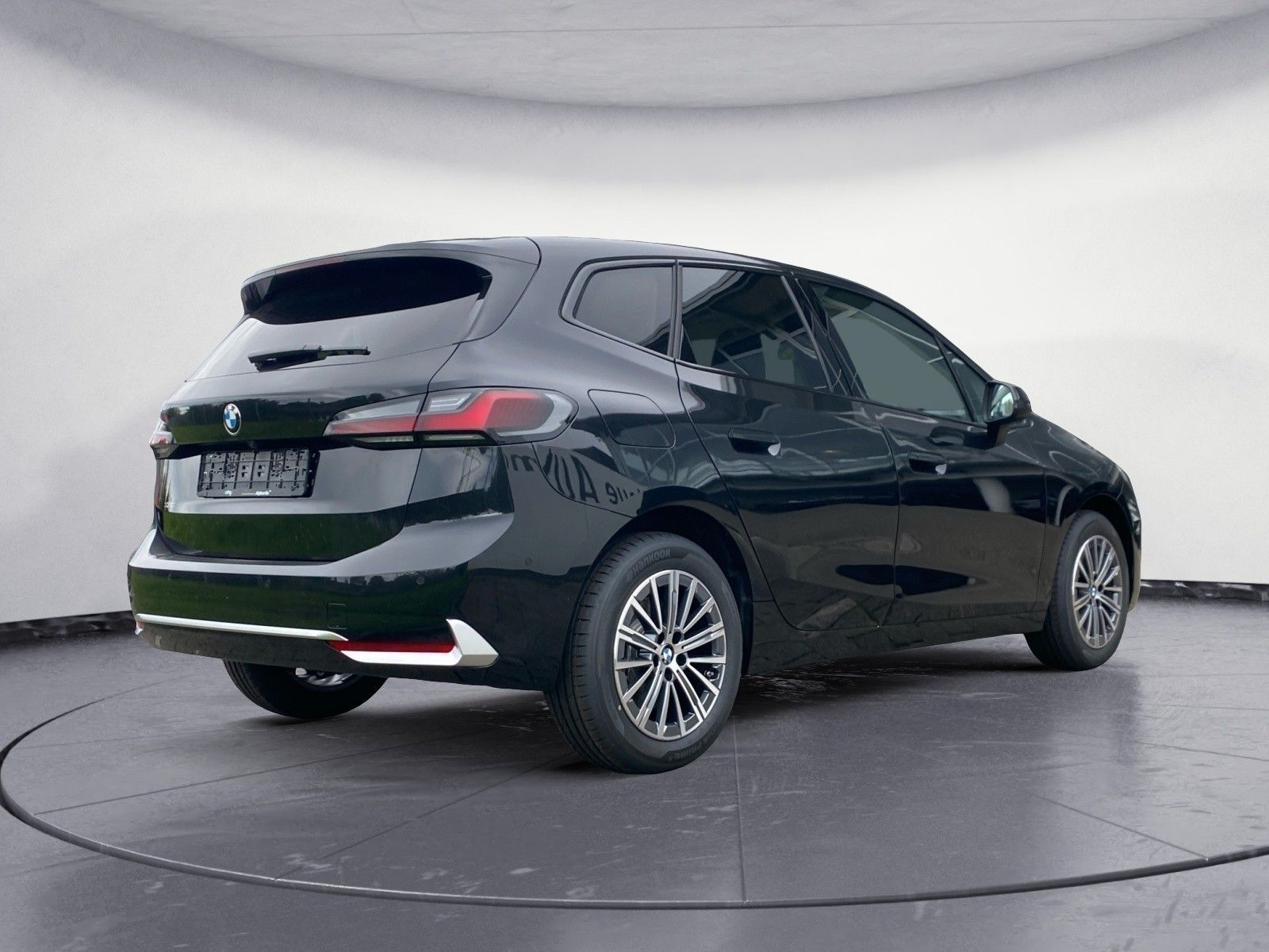 BMW 218 Active Tourer - Bild 3