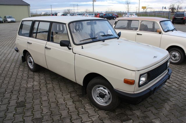 Wartburg 353 Tourist mit AHK, Radio inkl. Gutachten