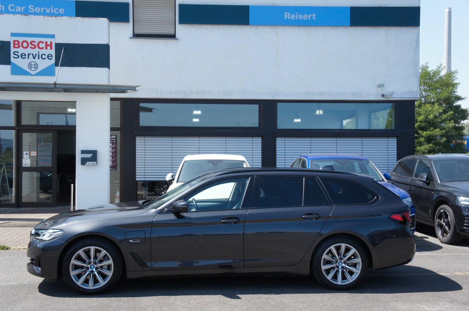 BMW 530e Touring*ACC*AHK*LASER*HUD*360°*DAKOTA*HIFI