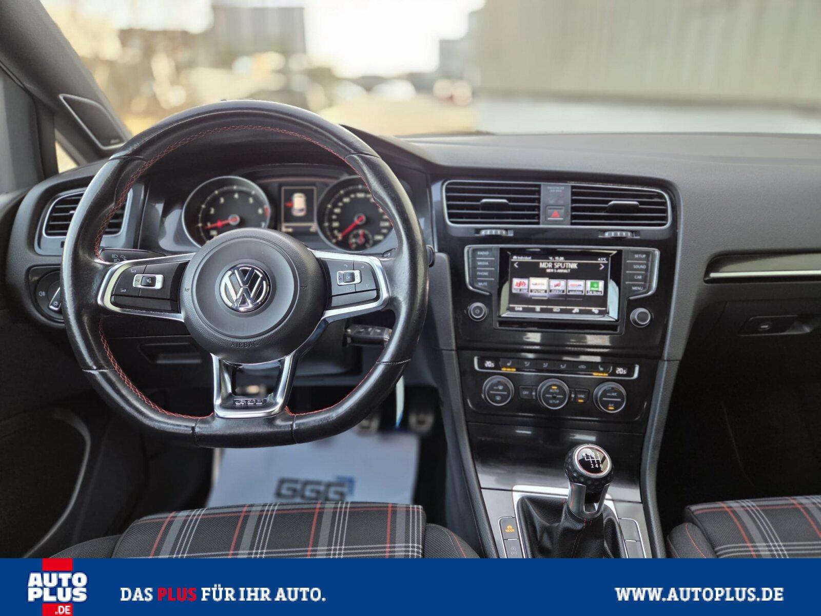 Volkswagen Golf GTI Performance PDC+SITZHZG+XENON+1. HAND+G