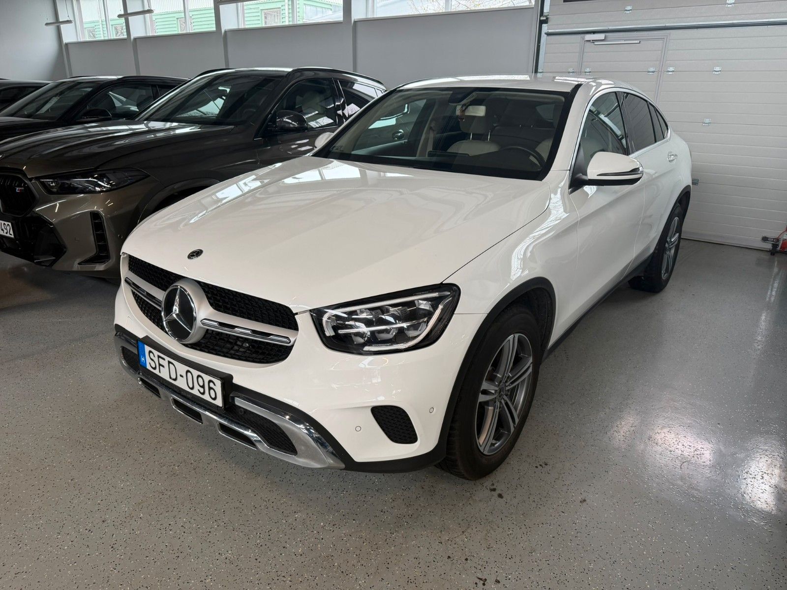 MERCEDES-BENZ GLC COUPÉ 200 4M MEM/STZH/KEYLESS/LEATHER/CAM
