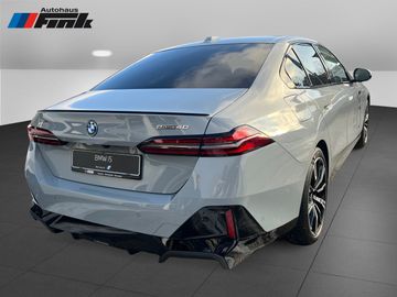 BMW i5 eDrive40