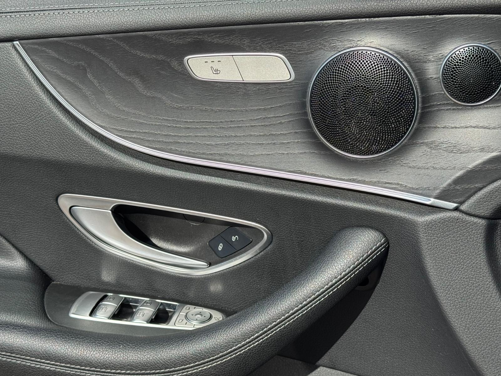 Mercedes-Benz E 220 *AMG Line*Widescreen*Voll Leder*Pano*