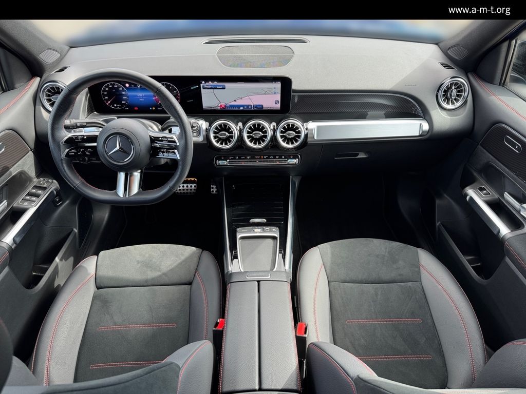 MERCEDES-BENZ GLB 250