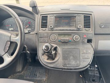 Volkswagen T5 Multivan - 11