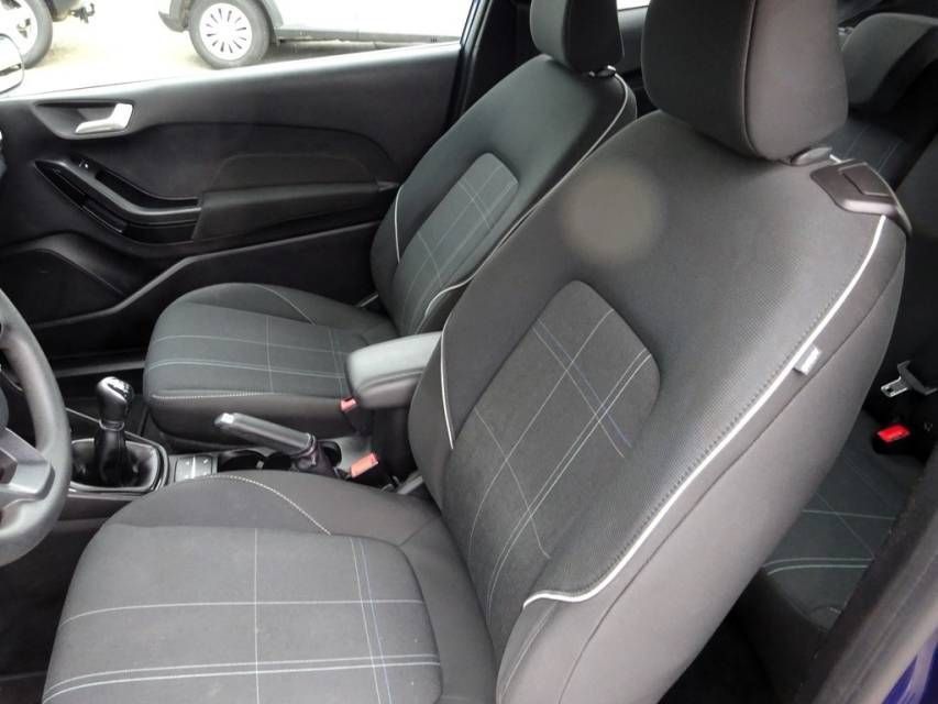 Fahrzeugabbildung Ford Fiesta 1,1 Cool & Connect Klima Winterpaket
