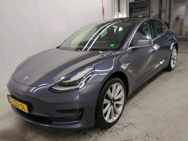 Tesla Model 3 Standard RWD Plus [ TREKHAAK+AUTOPILOT+1