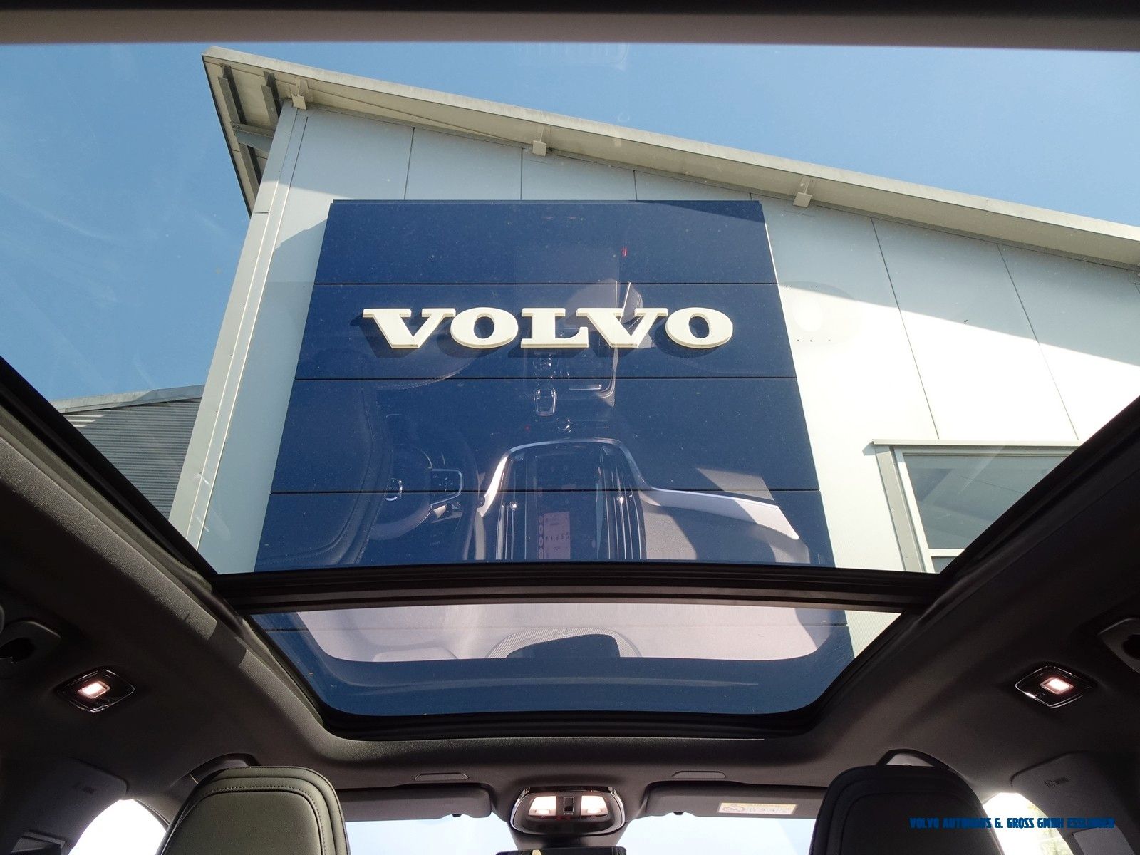 Volvo V60 T6 AWD Recharge Geartronic Plus Dark foto 18