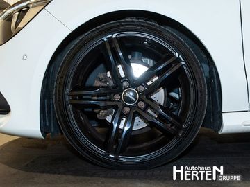Mercedes CLA 200 Shooting Brake - 5
