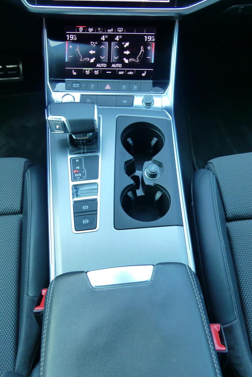 Audi A6 Avant 45 TFSI S-Line NAV+LED+VCOCKPIT+PANO