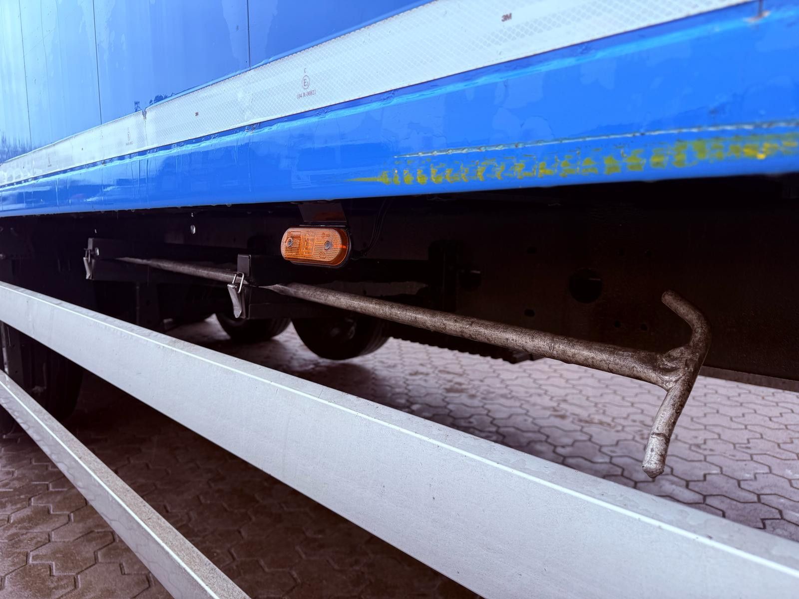 Fahrzeugabbildung Knapen K100 Schubboden 92m³  elektr. Verdeck 10mm Boden