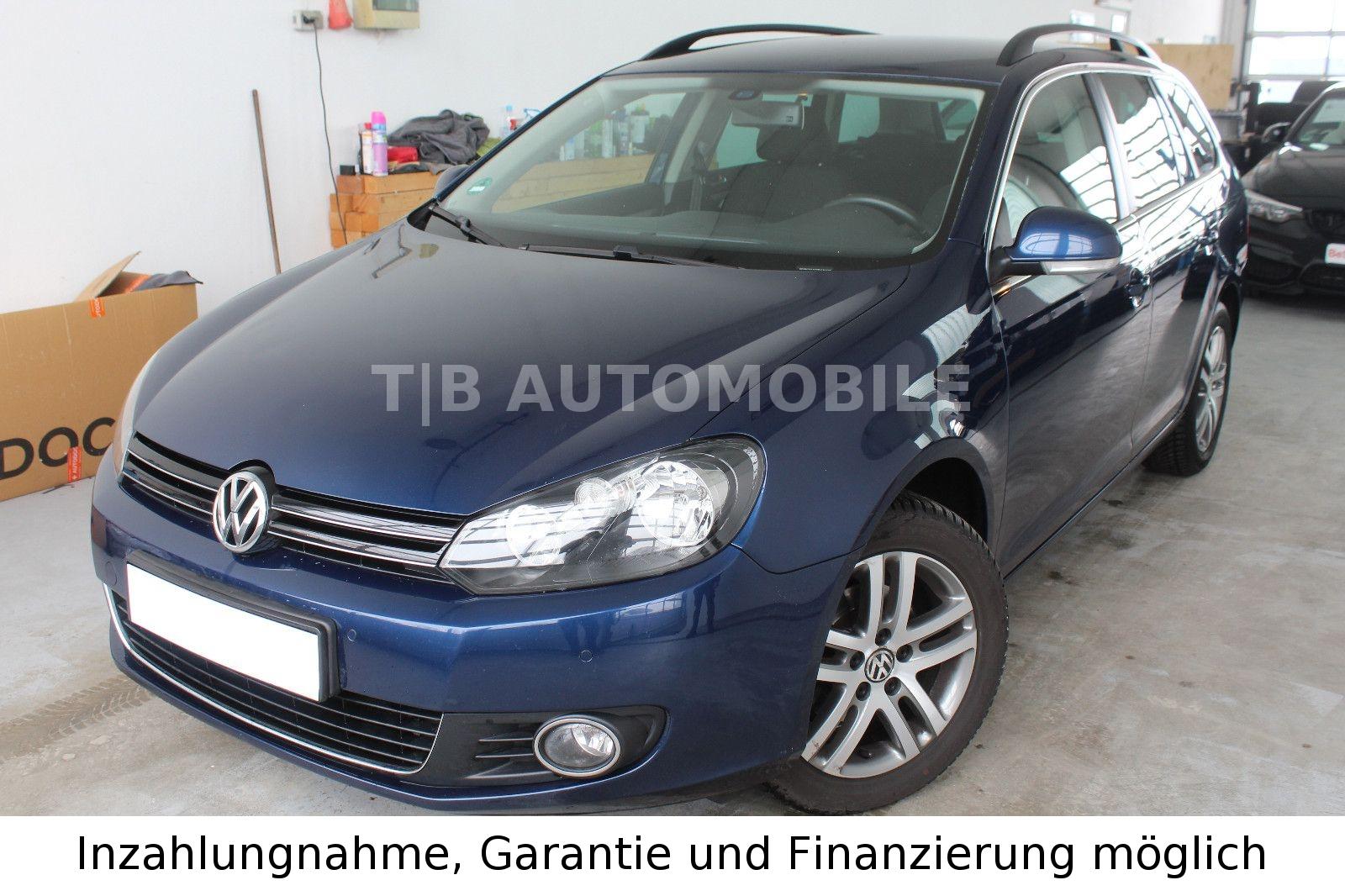 Volkswagen Golf 1.6 TDI Highline Navi Sportsitze!