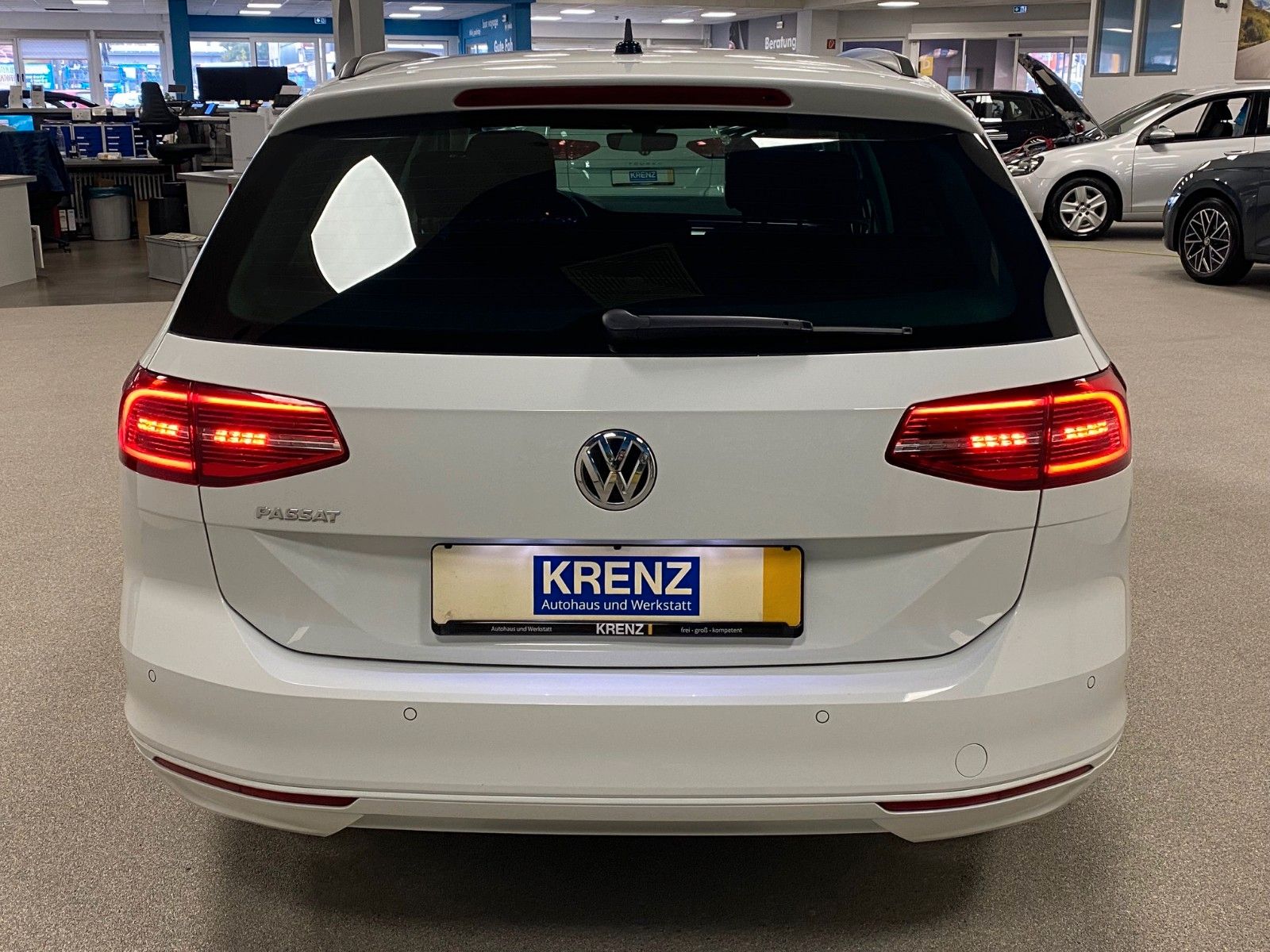 Fahrzeugabbildung Volkswagen Passat Variant1.5 TSI DSG Comfortline+NAVIGATION