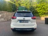Nissan X-Trail 4x4 TEKNA 2.0 dCi DPF TEKNA - Nissan X-Trail mit Diesel-Antrieb: Allradantrieb, 2.0
