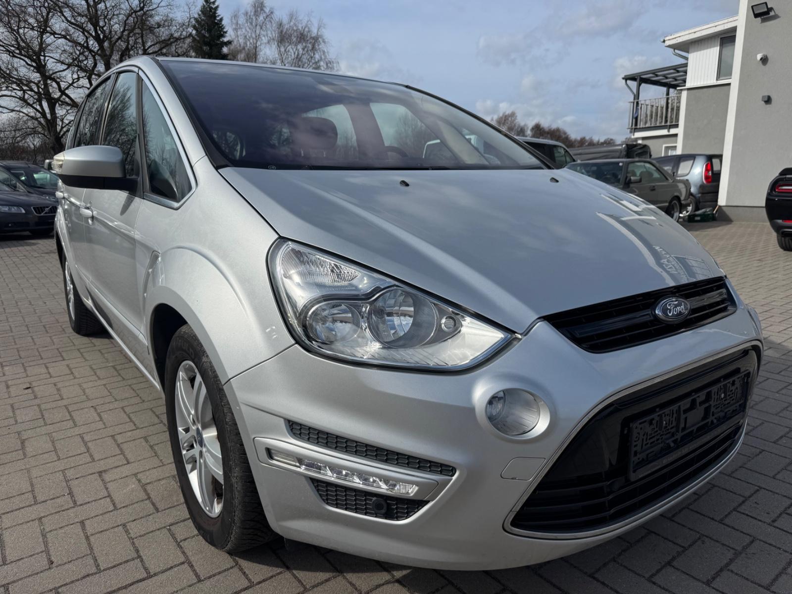 Ford S-Max S-MAX Titanium*Automatik*PDC*2.0
