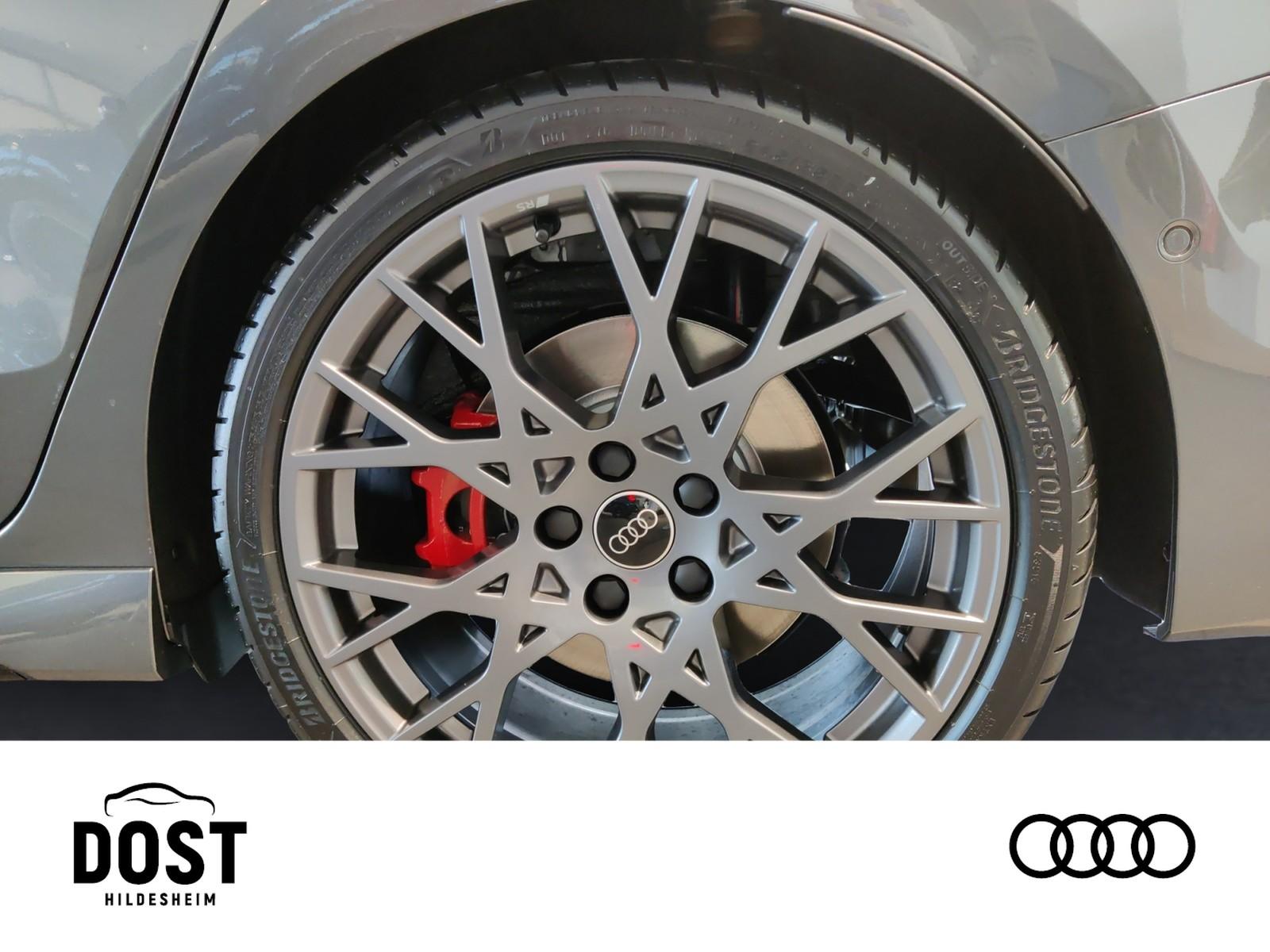 Audi RS 3 Limousine S tronic PANO+NAVI+LEDER+ABGAS