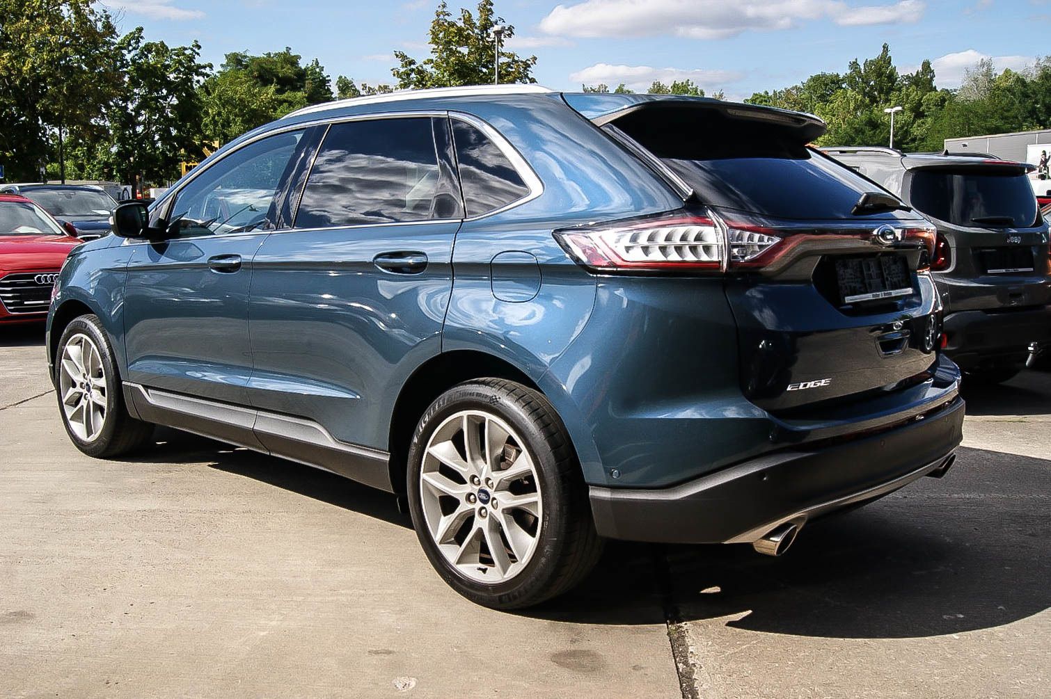 Fahrzeugabbildung Ford Edge 2.0TDCi Bi-Turbo 4x4 LED KAMERA ACC 1.HAND