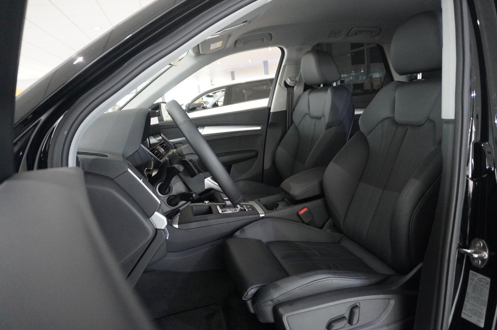 Fahrzeugabbildung Audi Q5 35 TDI ADVANCED NAVI/LED/KAMERA/VIRT/LEDER/SH