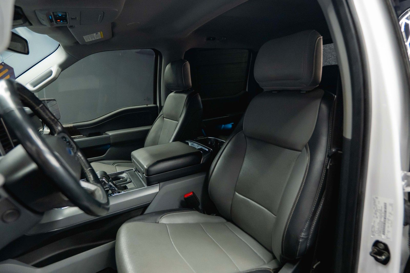 Fahrzeugabbildung Ford F150 5.0 V8 4x4 LARIAT RAPTOR SupCrew *360*B&O*