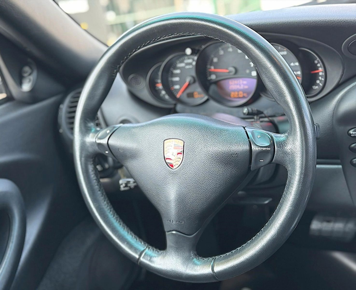 Fahrzeugabbildung Porsche 911 996.2 Carrera Coupé Automatik *Bi-Xenon*
