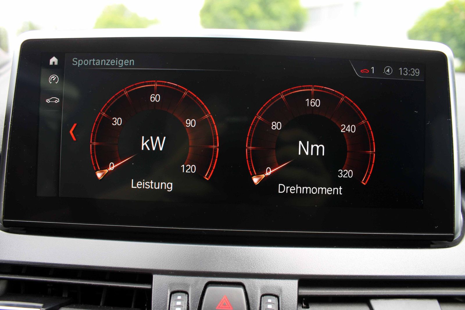 Fahrzeugabbildung BMW 216d Gran Tourer Steptr. HUD NAV ACC KAM PDC BT