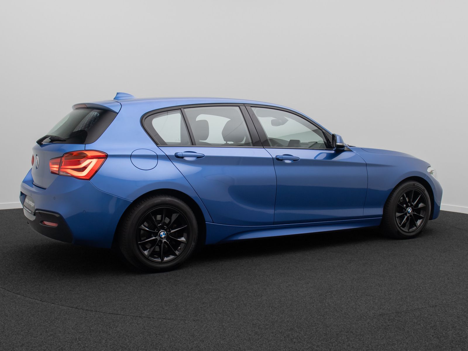 Fahrzeugabbildung BMW 116d MSport ParkAs DAB HiFi Leder Geschwindigreg
