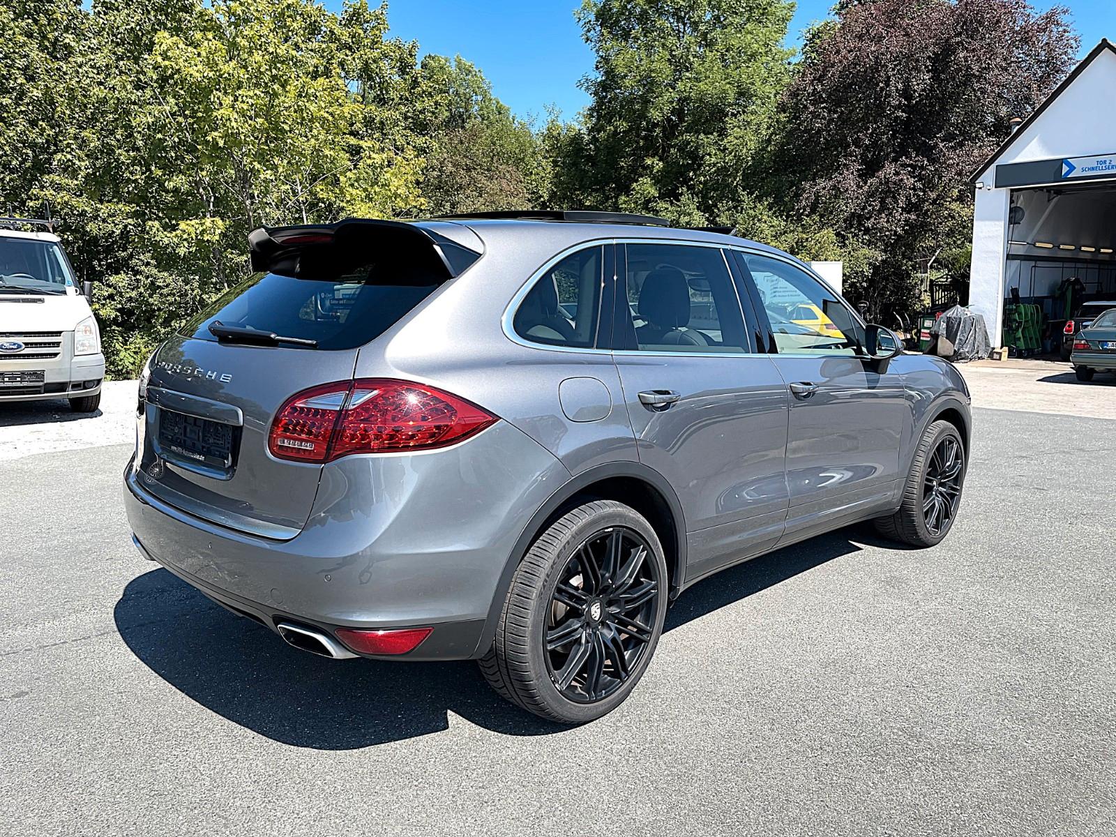 Porsche Cayenne Diesel"TOP"PANORAMA/21"/LEDER//14 WEGE//