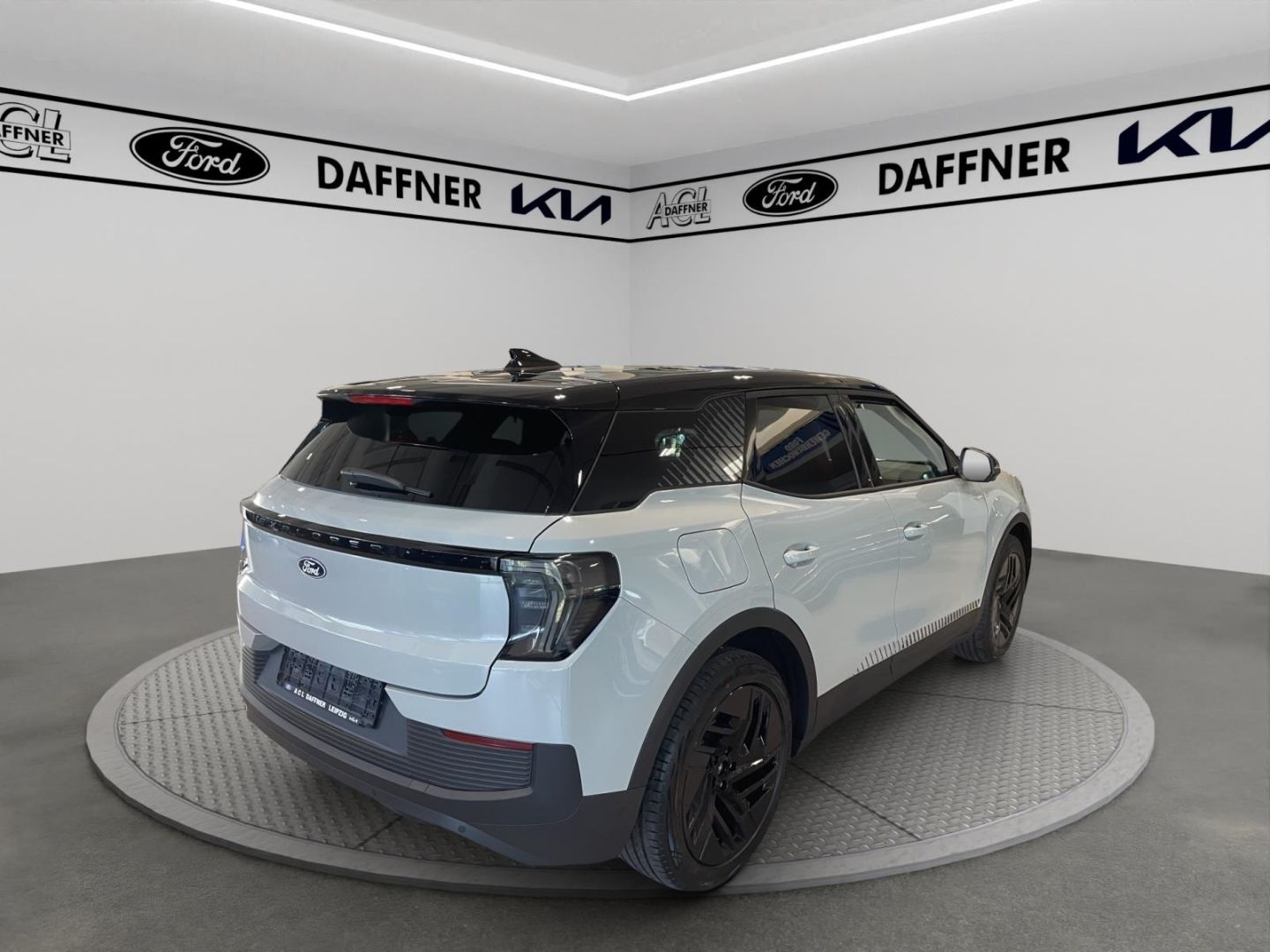 Fahrzeugabbildung Ford Explorer Collection RWD Fahrerassistenzpaket, Wä