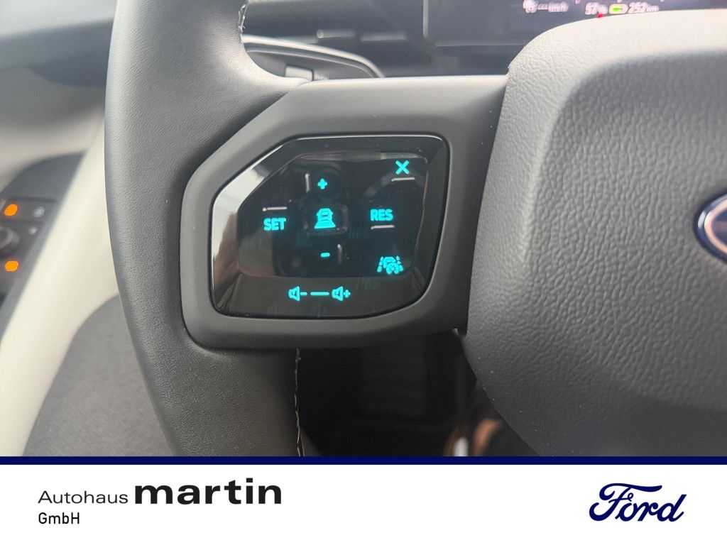 Fahrzeugabbildung Ford Capri Premium AWD Extended Range B&O MATRIX-LED