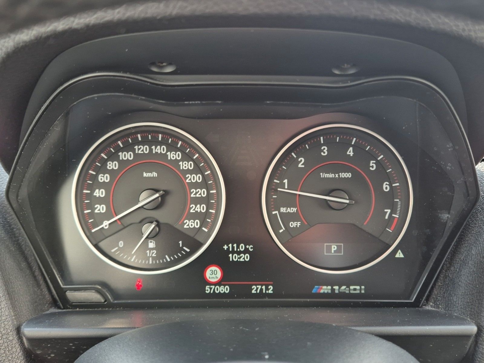 Fahrzeugabbildung BMW M140i XDRIVE LEDER PANO MEMORY H&K KAM 1.HD