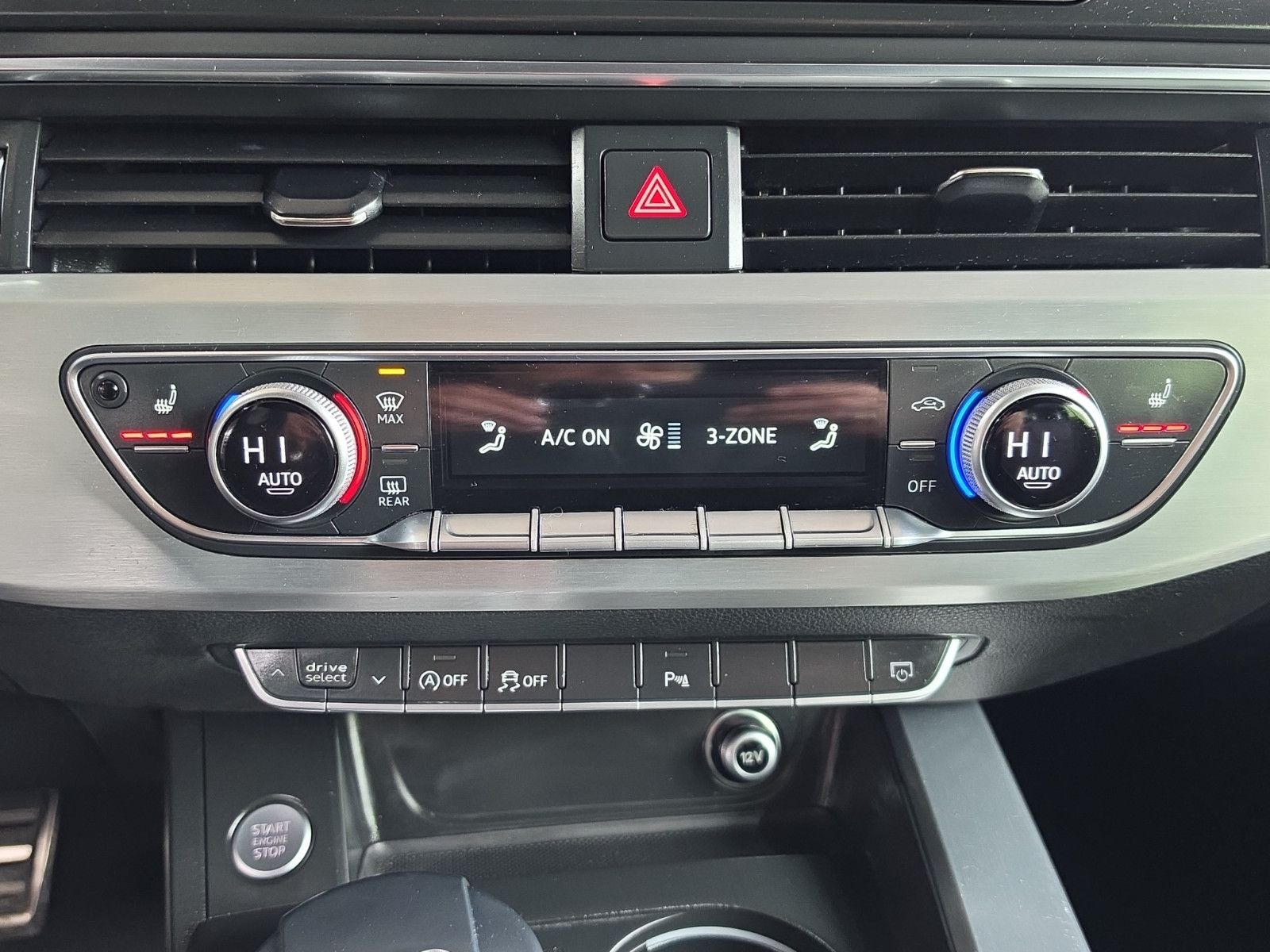Fahrzeugabbildung Audi A5 Cabriolet Sport S-Line Automatik Navi Leder