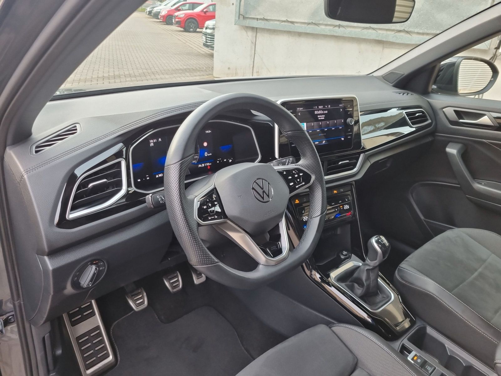 Volkswagen T-Roc - Bild 13