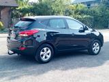 Hyundai ix35 Style 2WD 2.0 *2.Hand*wenig km*Tüv* - gebrauchte Hyundai ix35 aus dem Jahr 2010