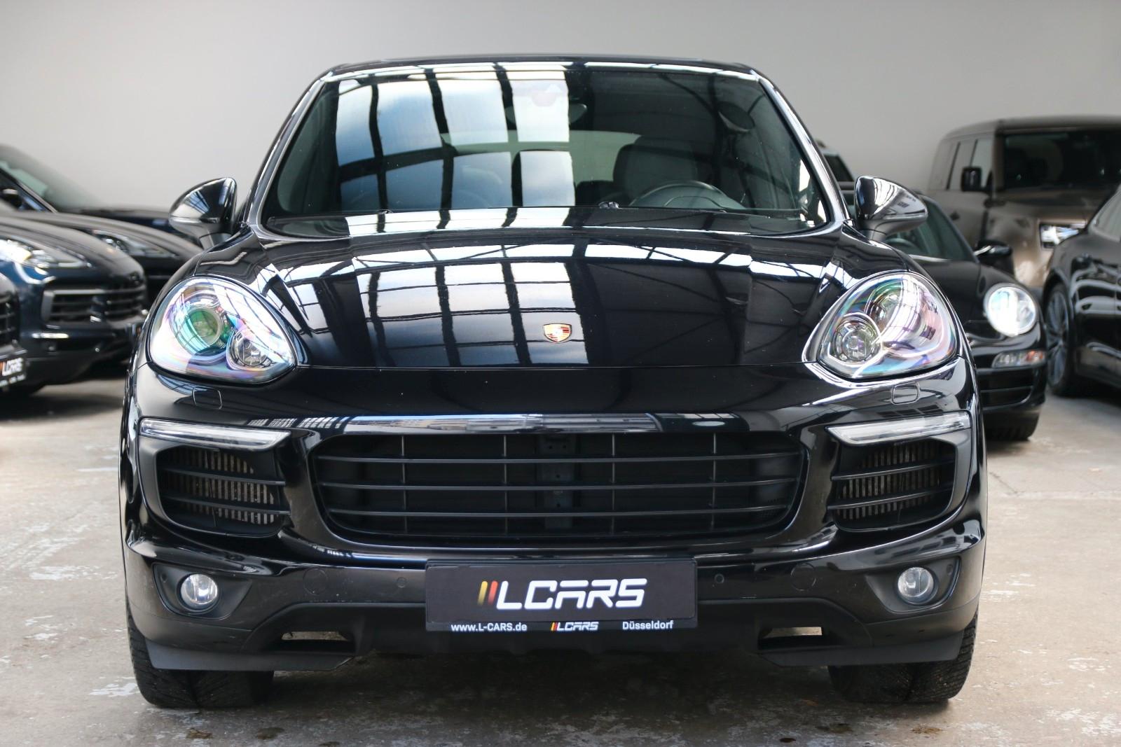 Porsche Cayenne Diesel 18Wege Pano Luft SportChrono 21"