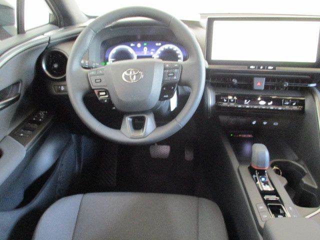 Fahrzeugabbildung Toyota C-HR Plug-In Hybrid FWD Teamplayer